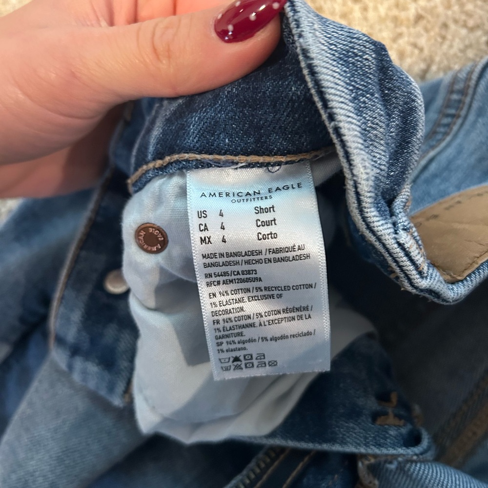 American eagle distressed jeans - Picture 3 of 5